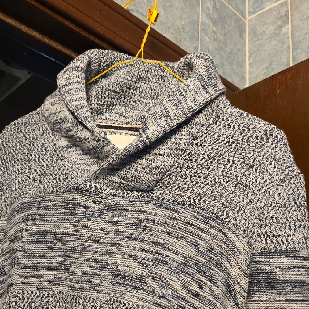 Sun + Stone Blue and White Men's Sweater